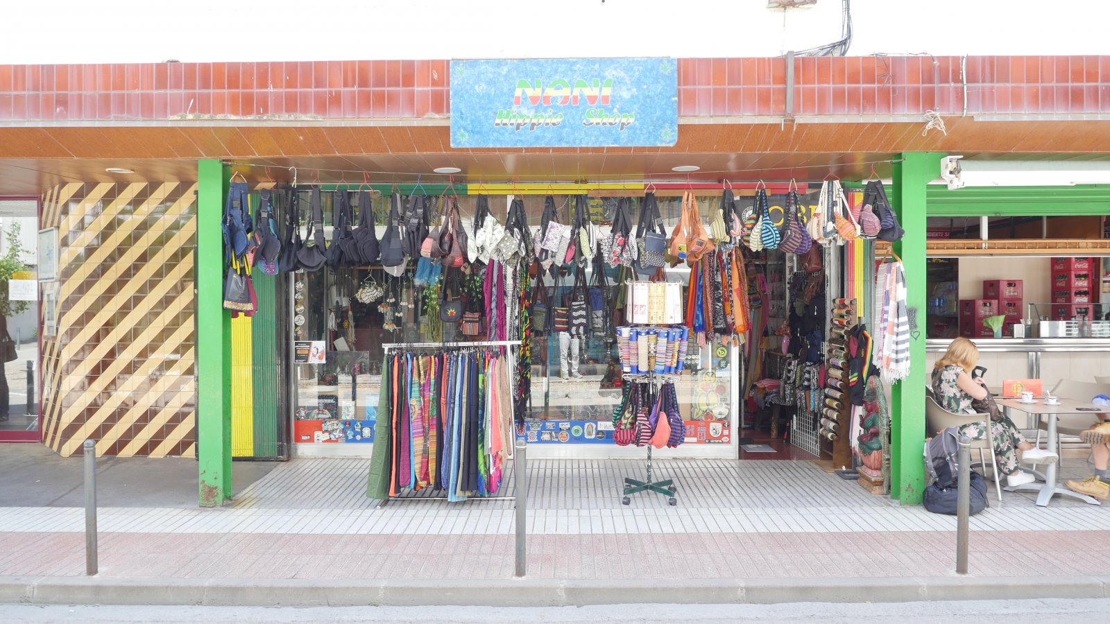 NANI HIPPIE SHOP